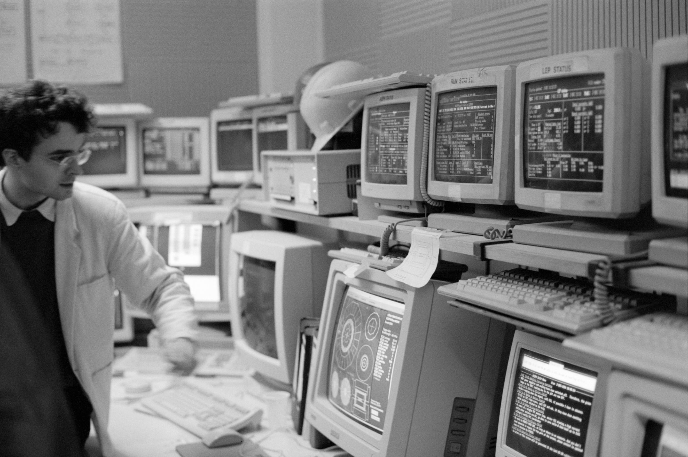 AHP F1994 11 008 sc250521 img04 NLP